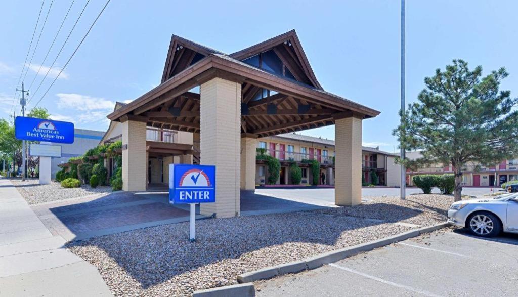 Days Inn By Wyndham Albuquerque Northeast 外观 照片