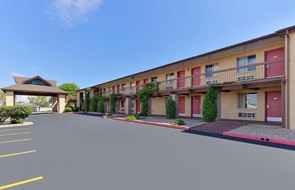 Days Inn By Wyndham Albuquerque Northeast 外观 照片